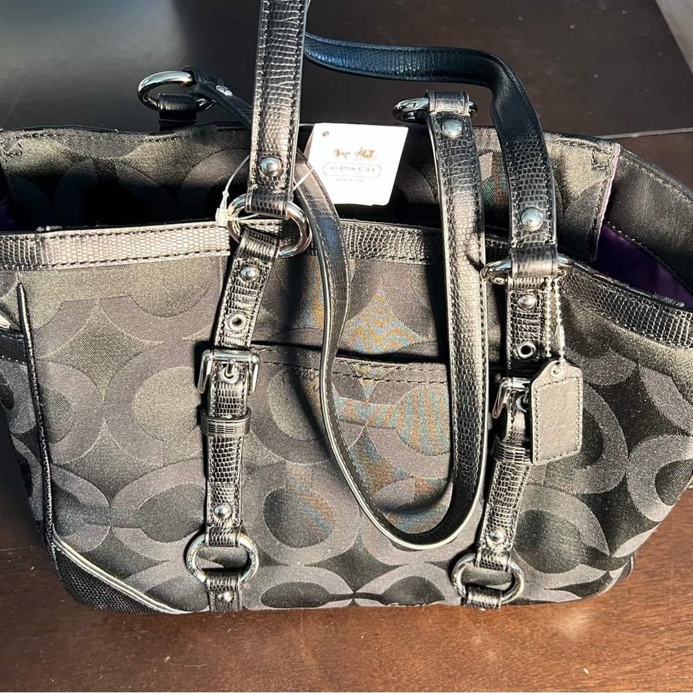 Authentic Coach Black Signature Satchel Purse